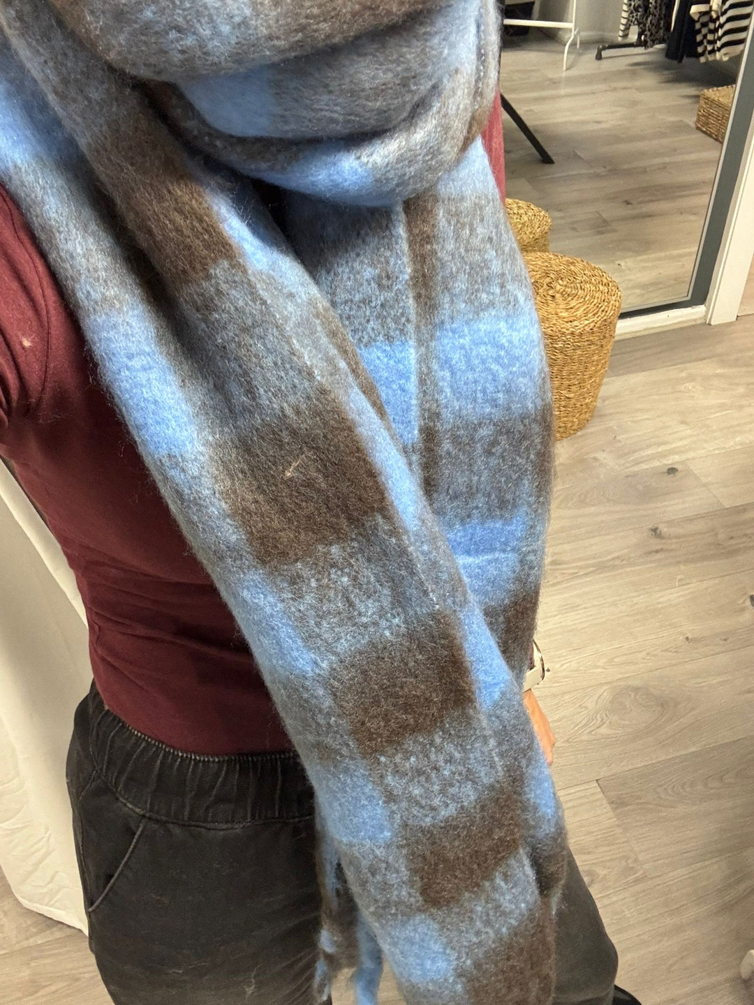 Manuella Scarf