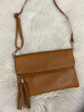 Load image into Gallery viewer, Tori Leather Foldover Clutch - Tan
