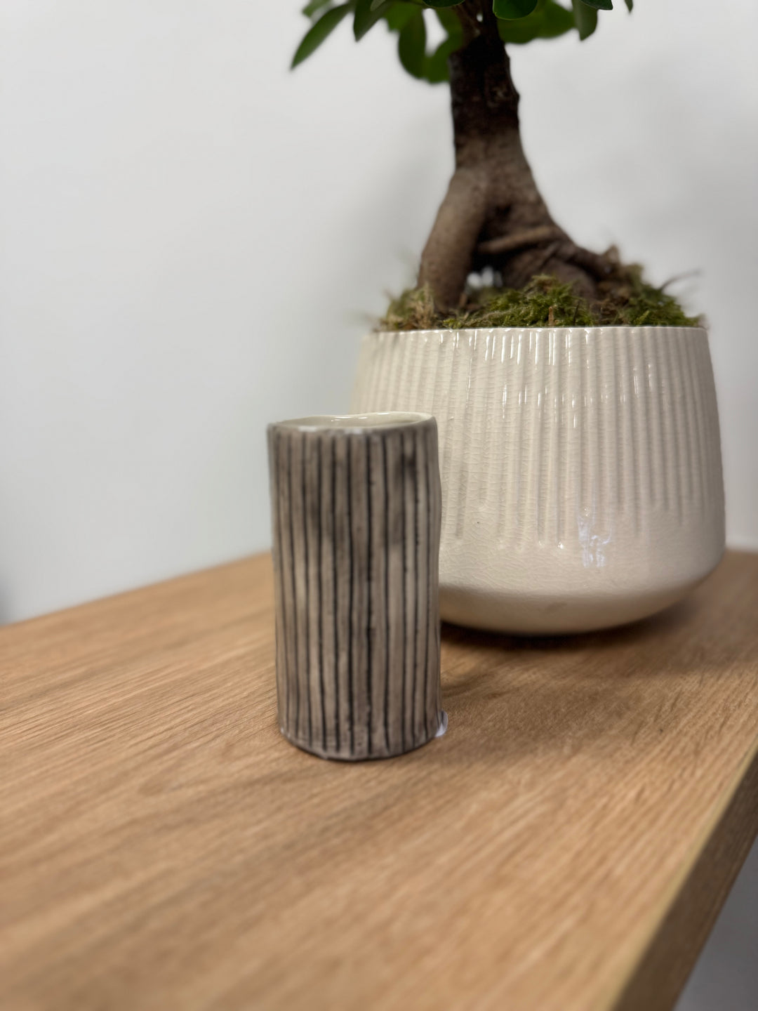 Rustic Flowerpot - Black Stripe