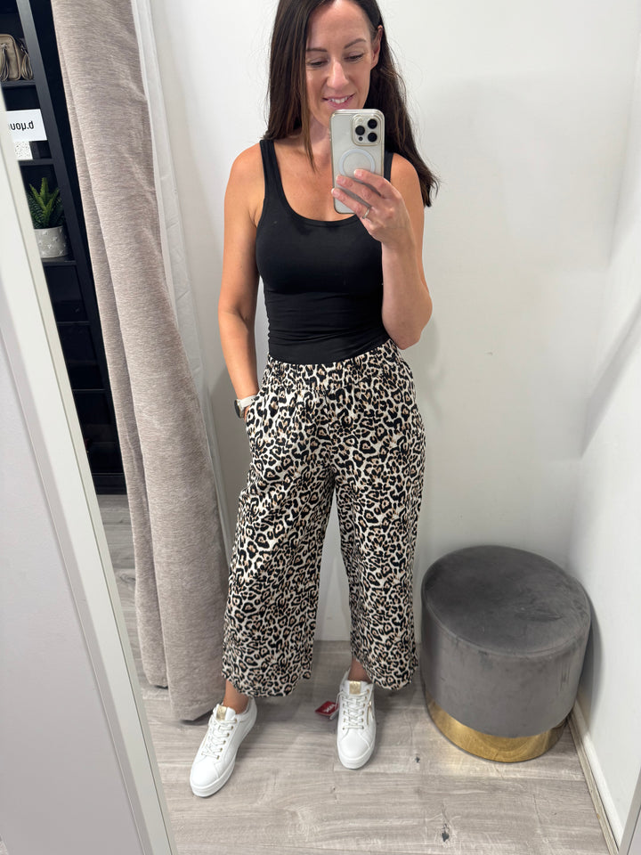 Falakka Cropped Pants - Leopard Print