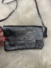 Load image into Gallery viewer, Luna Leather Crossbody Bag - Pewter
