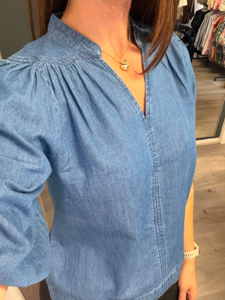 Kashe V-neck Blouse