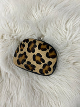 Load image into Gallery viewer, Leopard Print Purse
