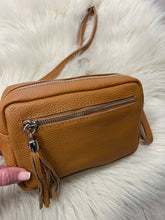 Load image into Gallery viewer, Leather Camera Bag - Tan
